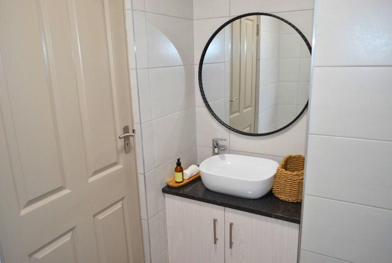 2 Bedroom Property for Sale in Da Nova Western Cape